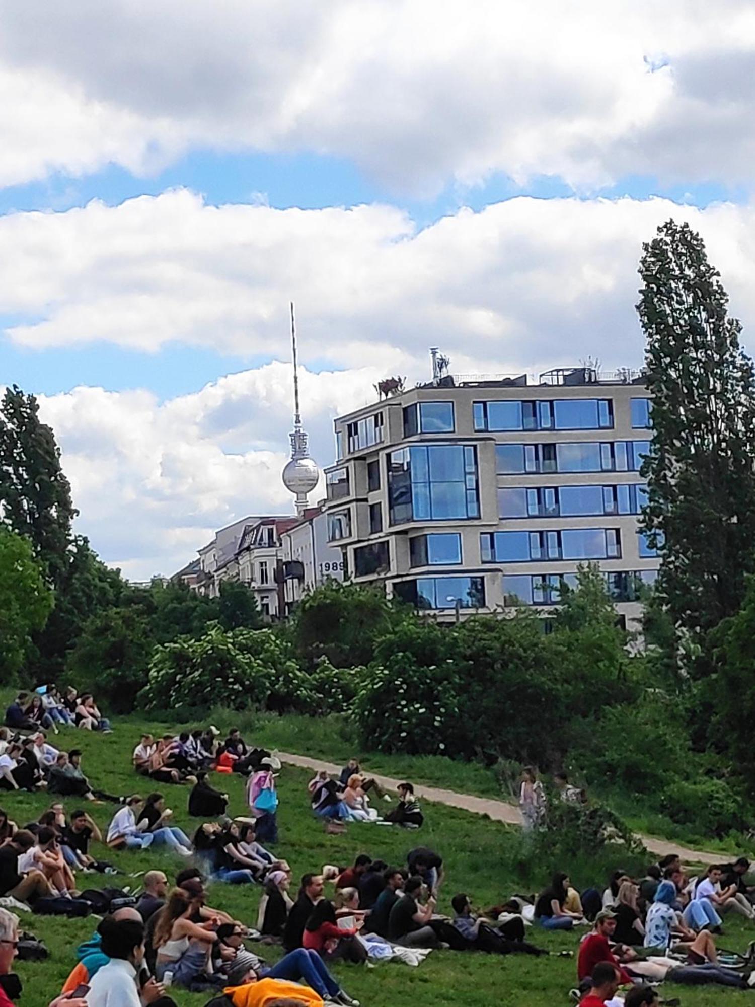 Mini-Apartment Ruhig Und Verkehrsguenstig In Berlin Dış mekan fotoğraf